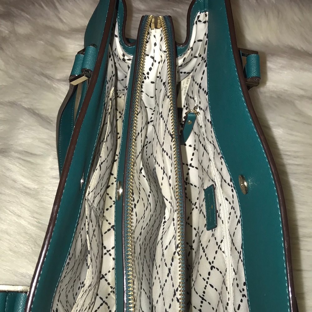Kate Spade Purse - Picture 4 of 5